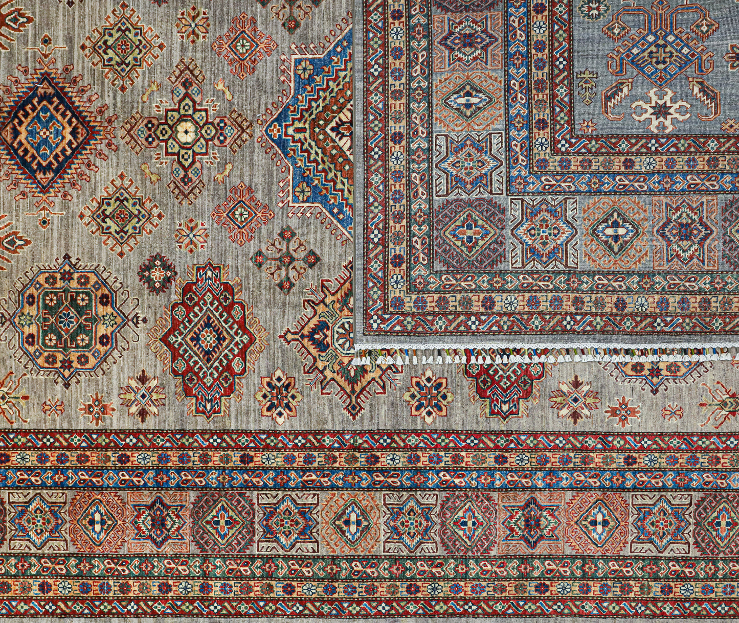 Mamlok Naqsha Chobrang (10.16 Square Meters)